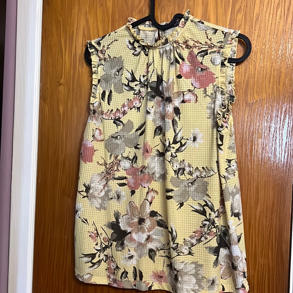 Bundle of 3 shirts